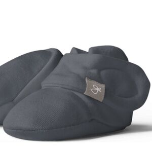 Goumikids Stay-On Baby Booties – Midnight (0-3 mos) | Soft, Secure & Ec